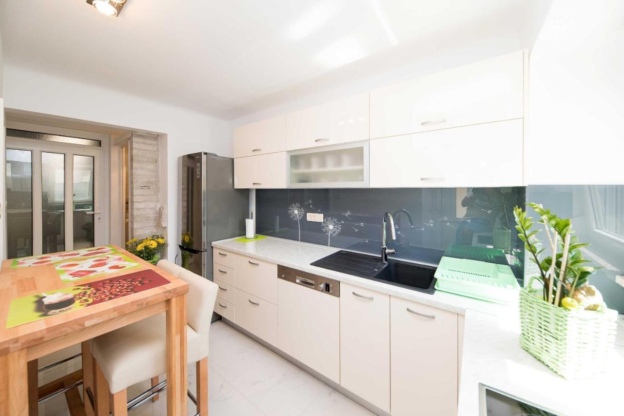 Anvedor Apartment ซริกเวนิซา ภายนอก รูปภาพ